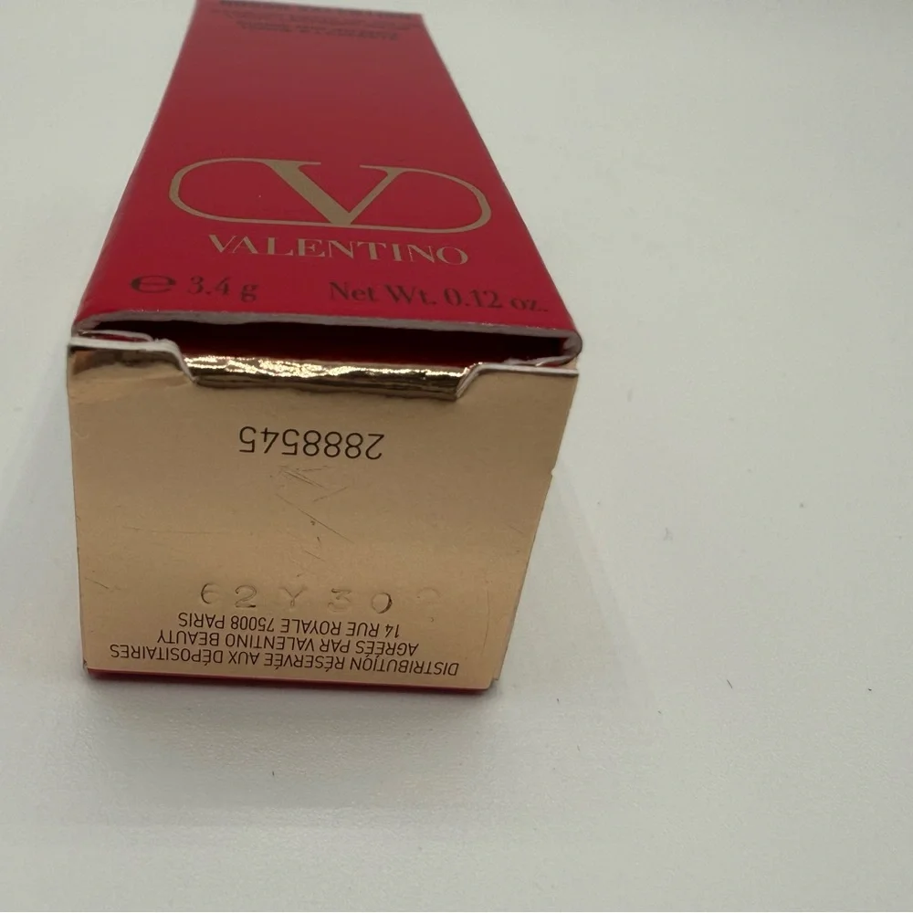 NEW - Rosso Valentino Matte Lip Color in 123R FALLING FOR NUDE